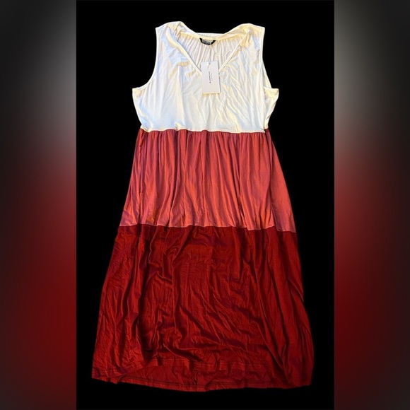 NWT Bloomchic dress white pink and red with lots of stretch size 14-16 - Picture 1 of 4